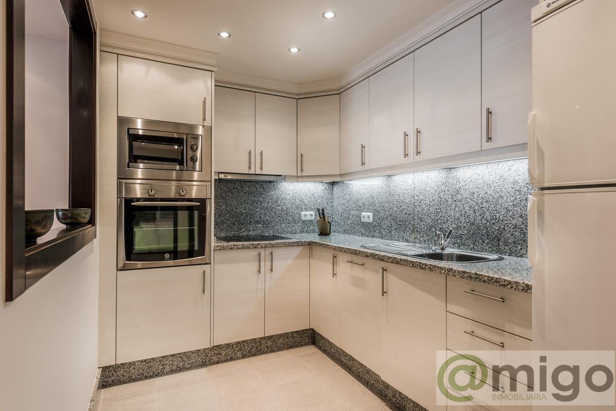 For sale of apartment in Marbella