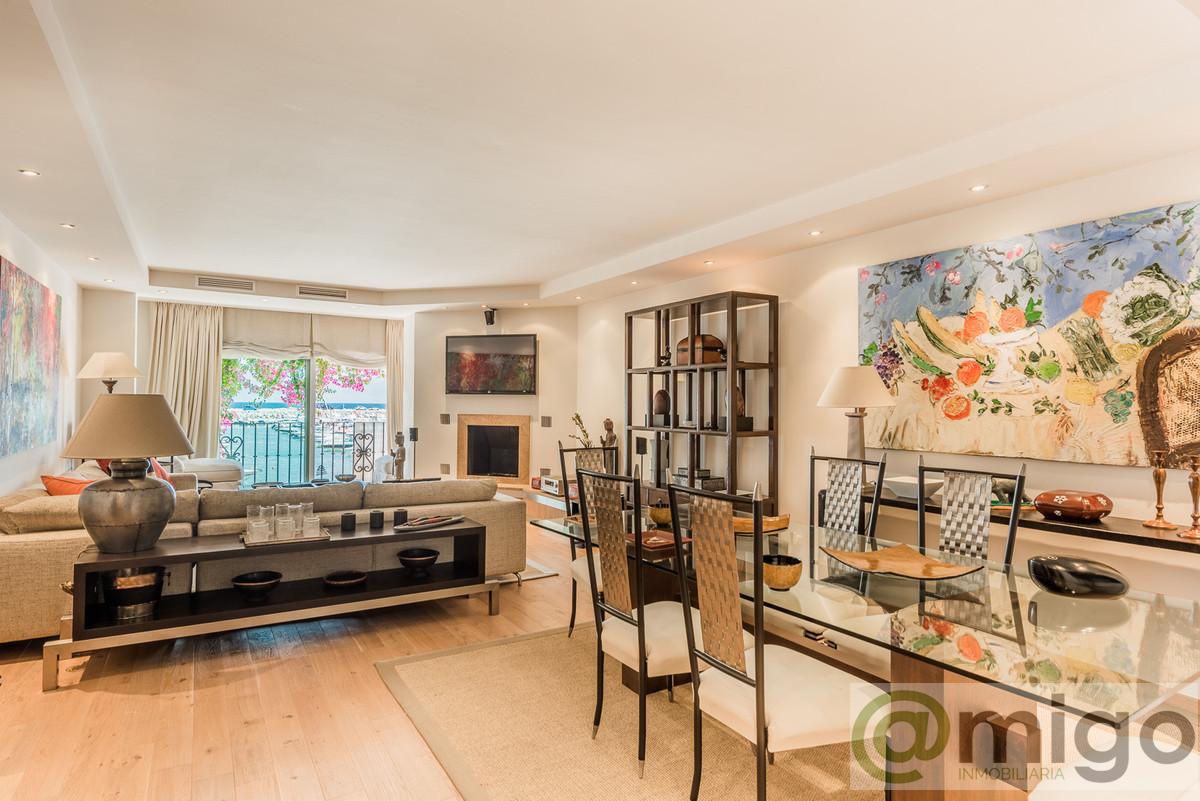 For sale of apartment in Marbella