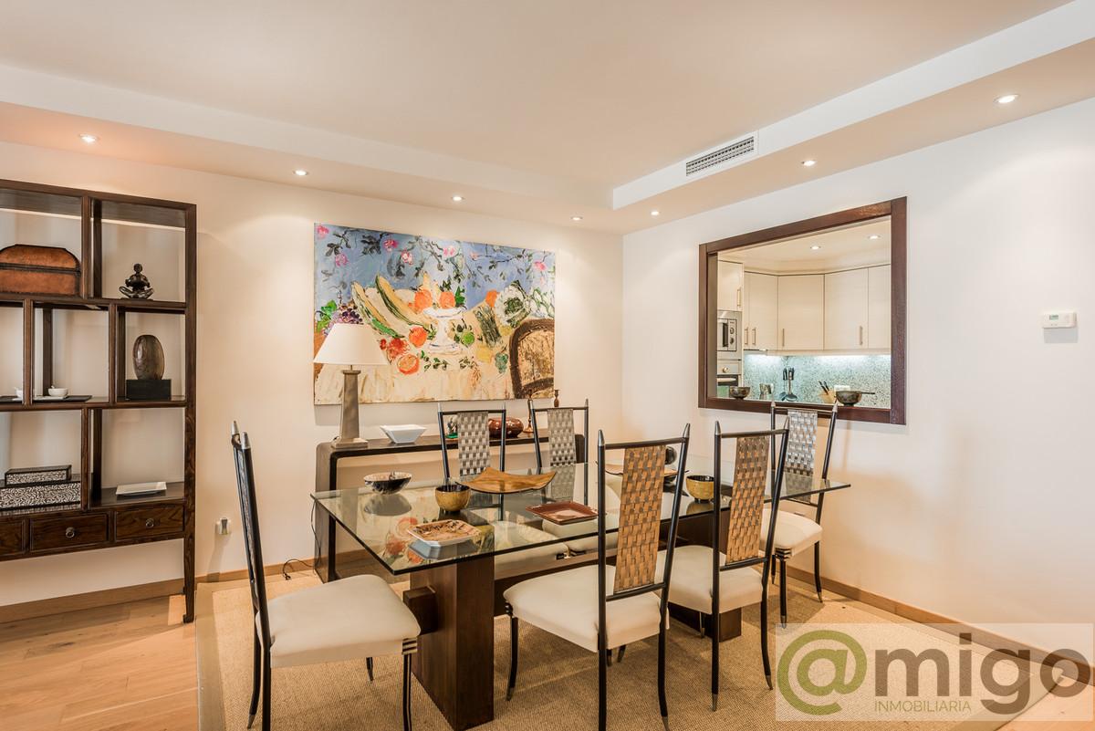 For sale of apartment in Marbella