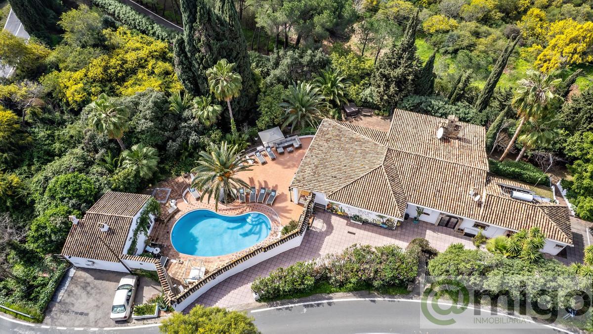 For sale of villa in Marbella