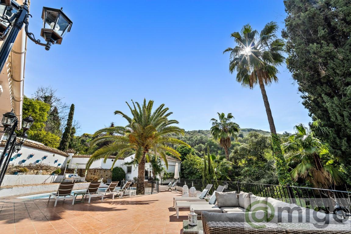 For sale of villa in Marbella