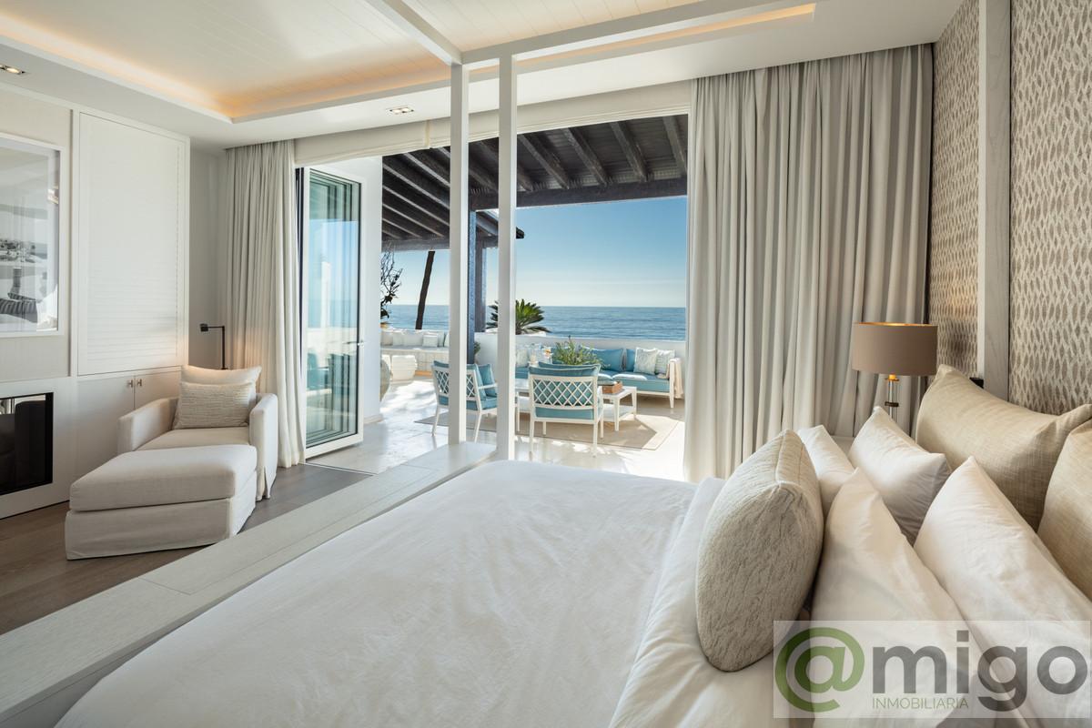 For sale of penthouse in Marbella