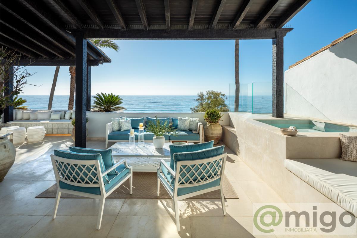 For sale of penthouse in Marbella