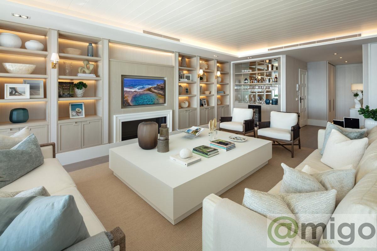 For sale of penthouse in Marbella
