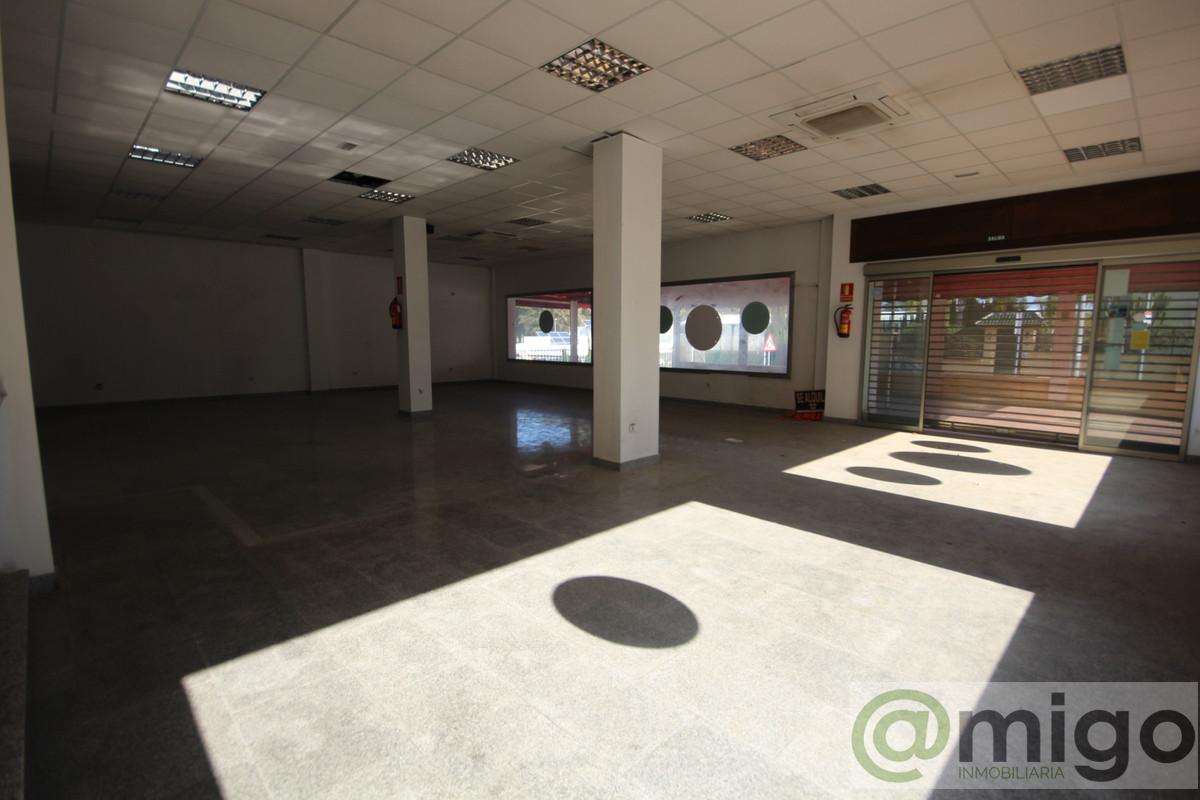 For sale of commercial in La Cala Hills