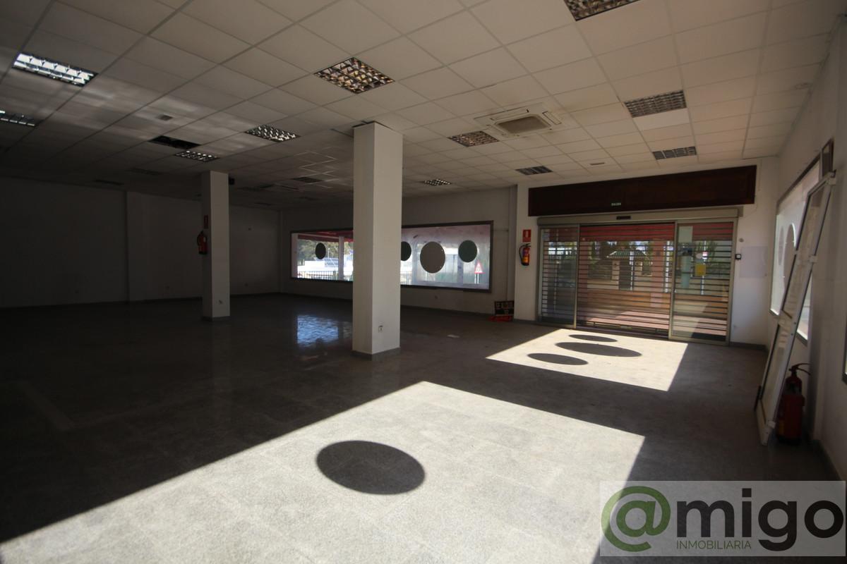 For sale of commercial in La Cala Hills