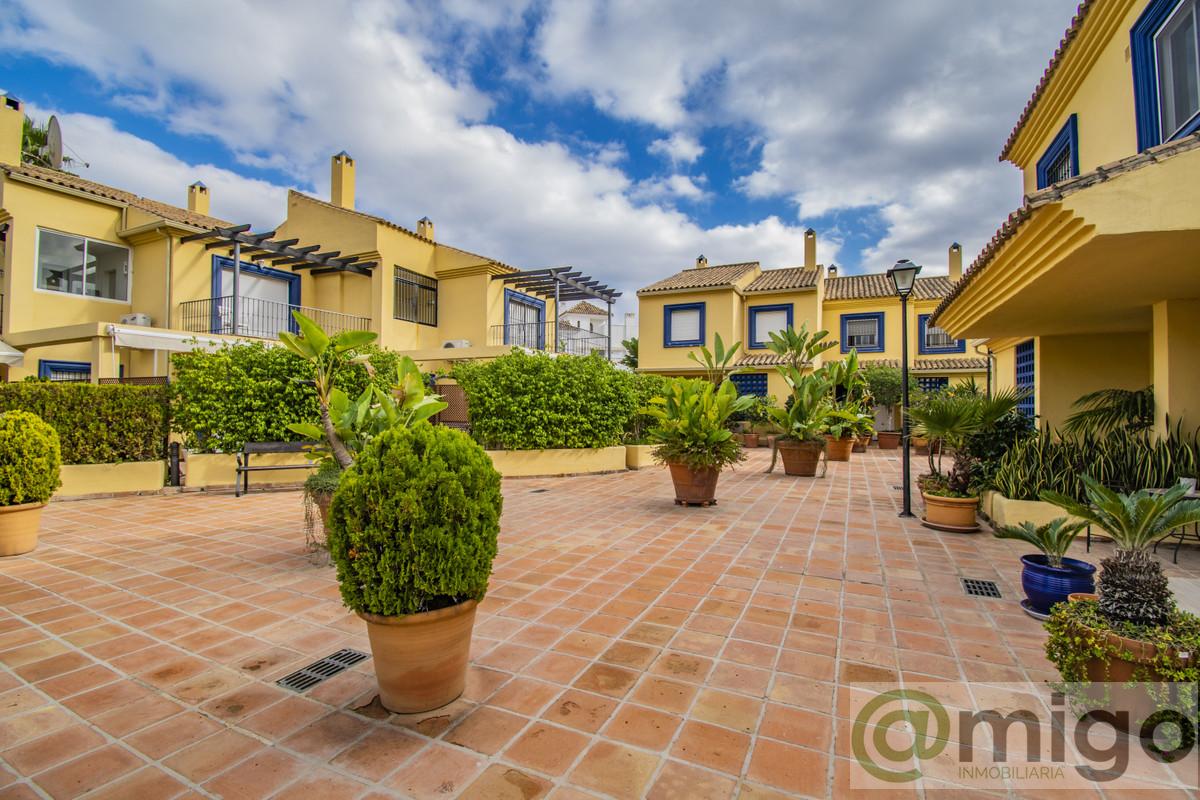 For sale of villa in Marbella