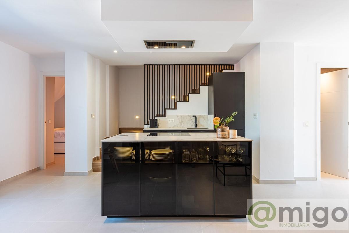 For sale of penthouse in Marbella