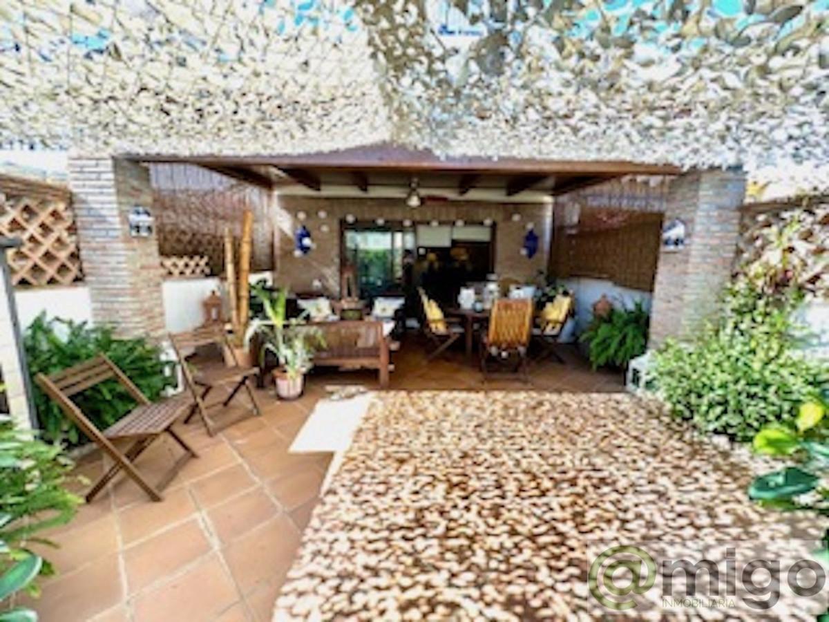 Venta de villa en Atalaya
