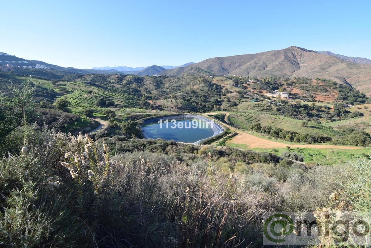 For sale of land in La Cala Golf