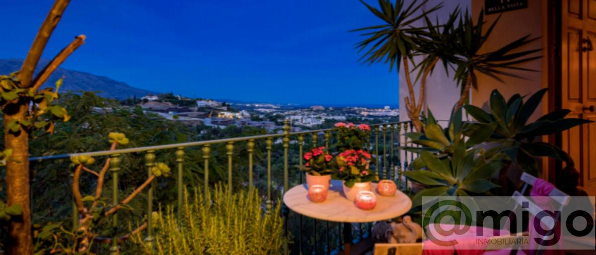 For sale of penthouse in Marbella