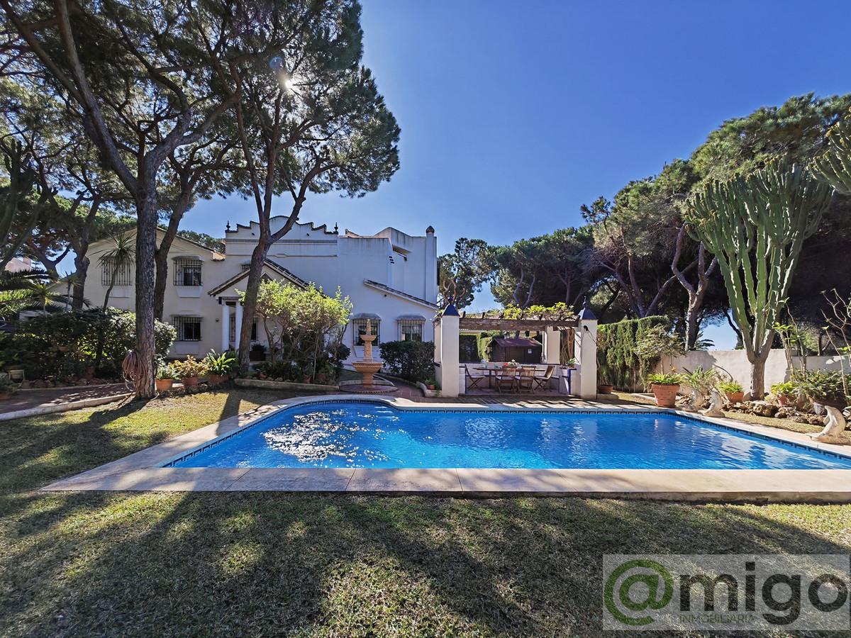 For sale of villa in Marbesa
