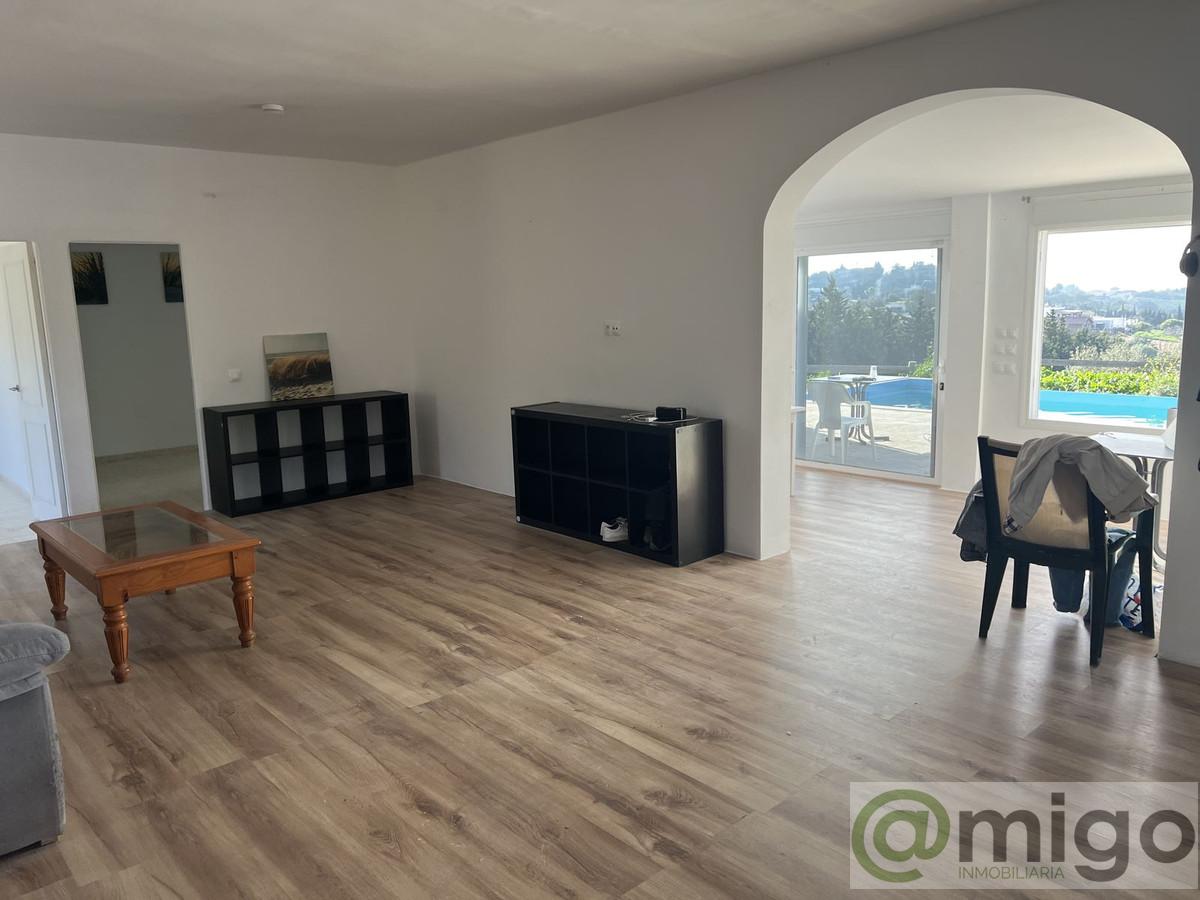 For sale of land in Estepona