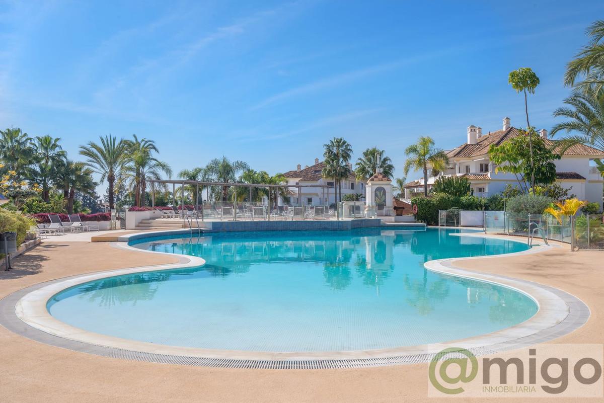 For sale of apartment in Marbella
