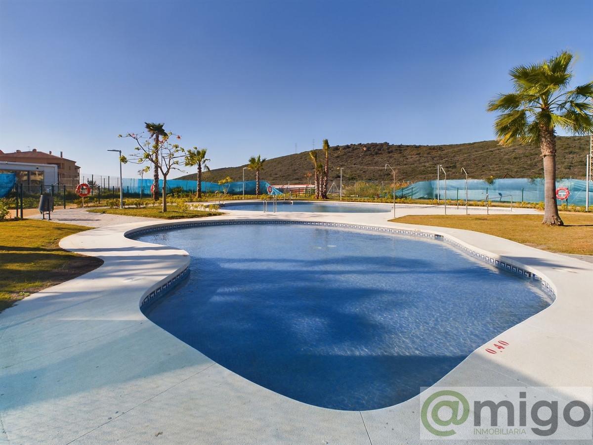 For sale of penthouse in Manilva