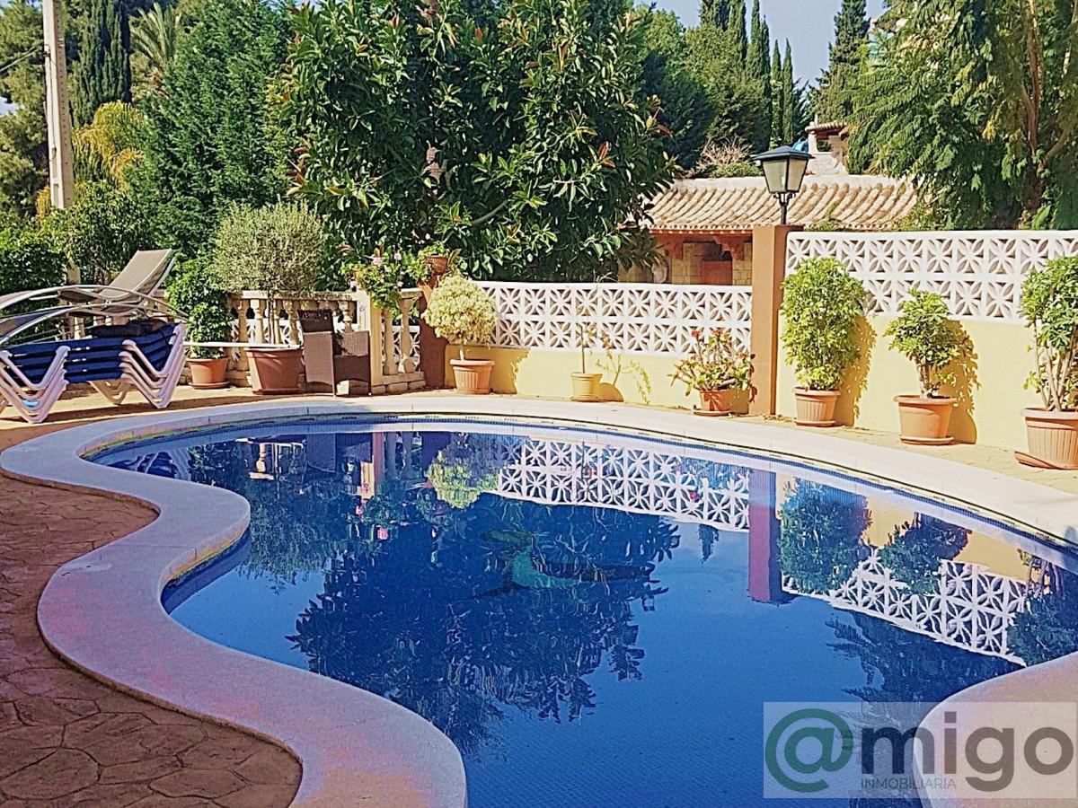 For sale of villa in Marbella