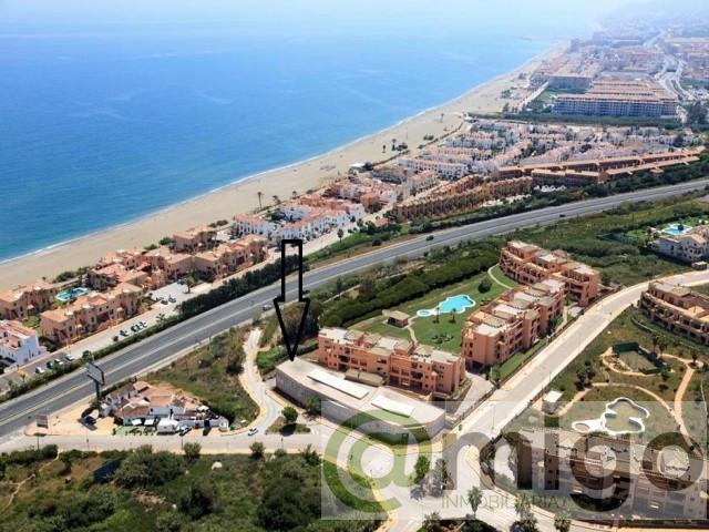 Venta de local comercial en Casares Playa