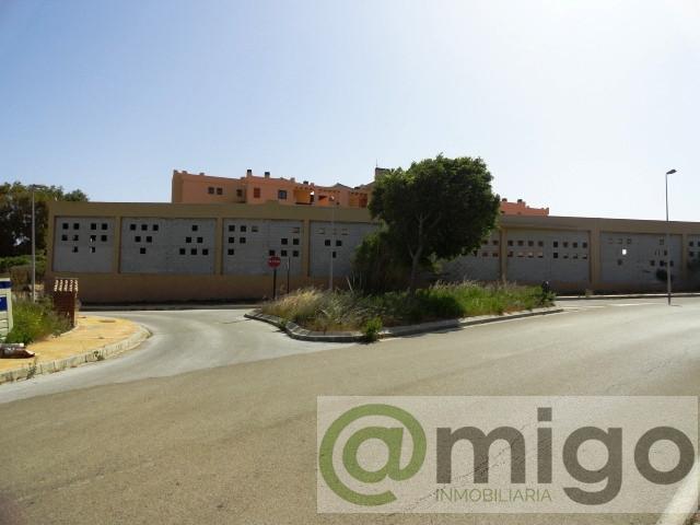 Venta de local comercial en Casares Playa
