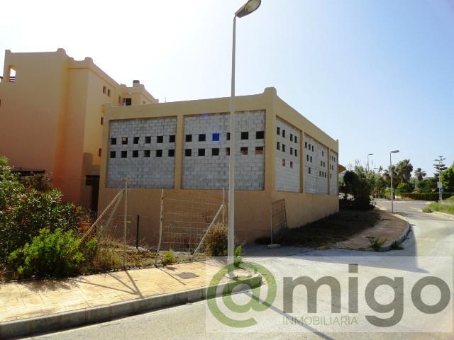 Venta de local comercial en Casares Playa