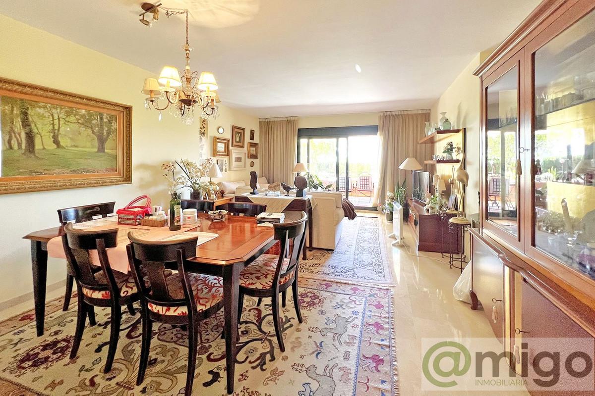 For sale of apartment in Estepona