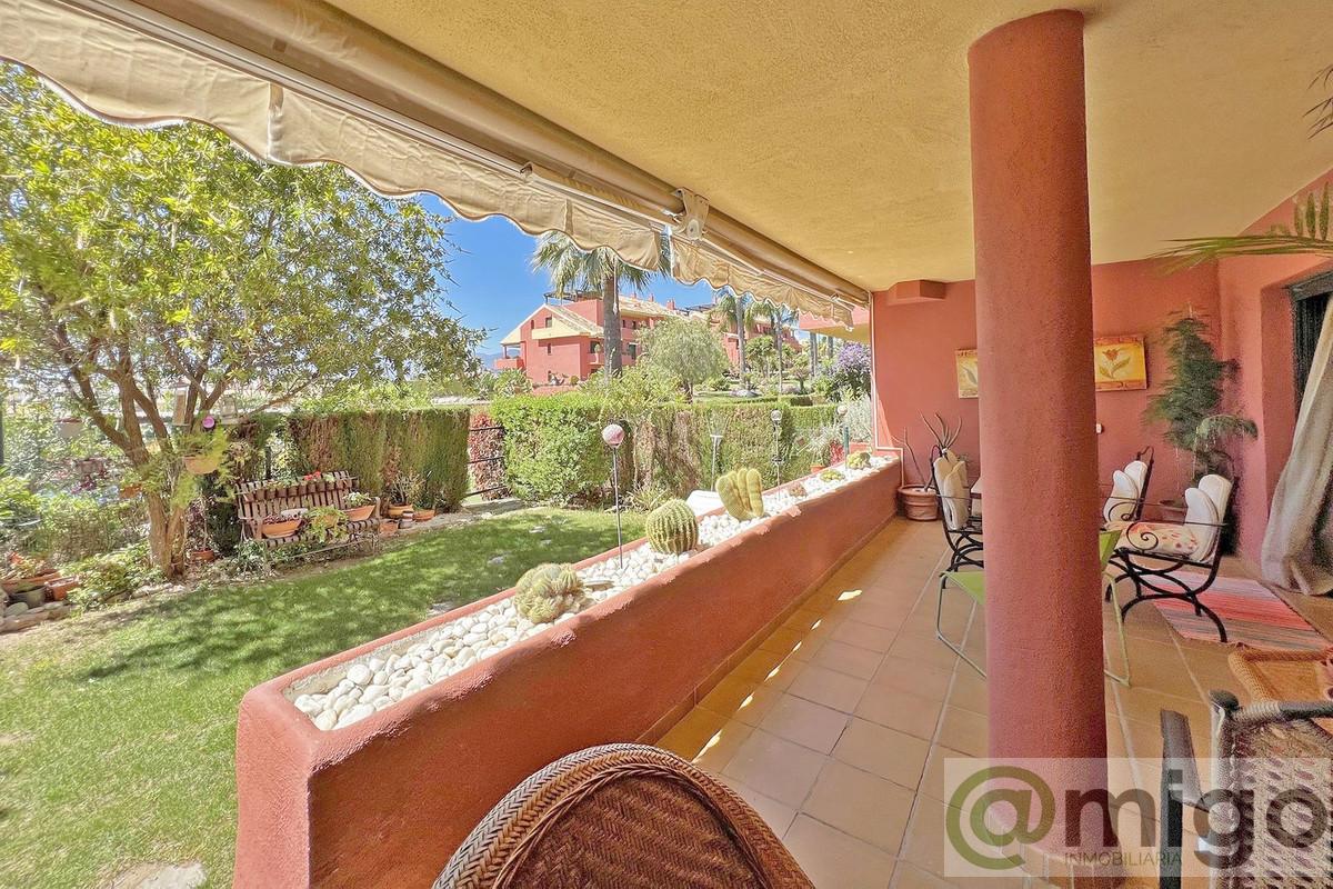 For sale of apartment in Estepona