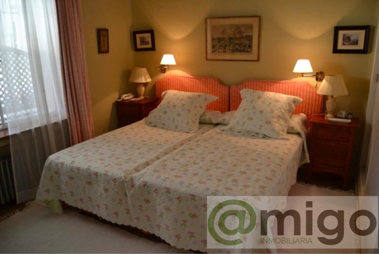 For sale of villa in Marbella