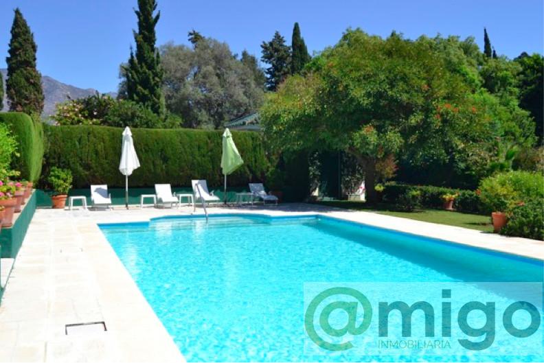 For sale of villa in Marbella
