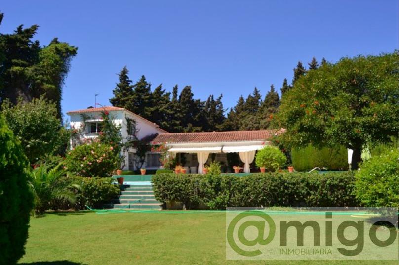 For sale of villa in Marbella