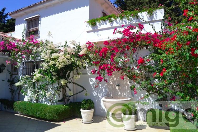 For sale of villa in Marbella