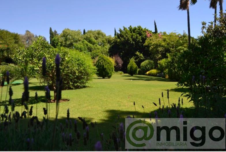 For sale of villa in Marbella