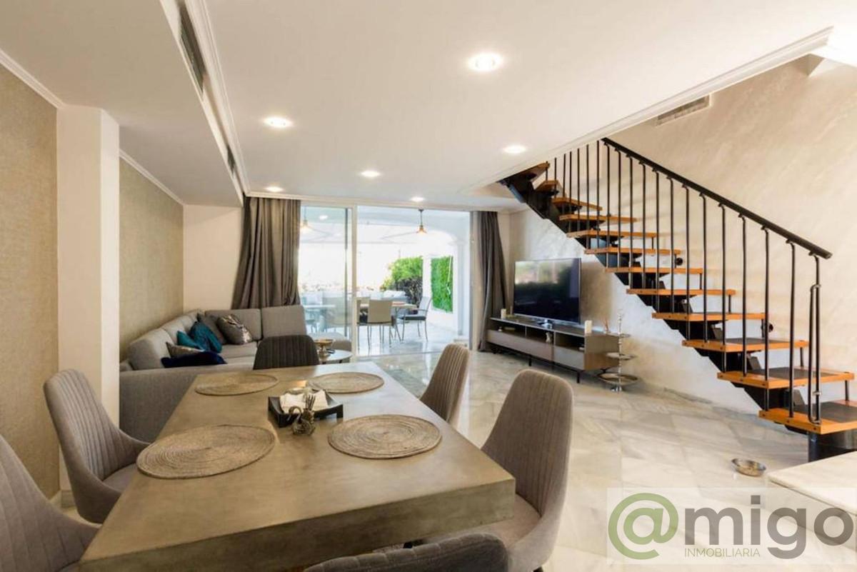 For sale of villa in Marbella