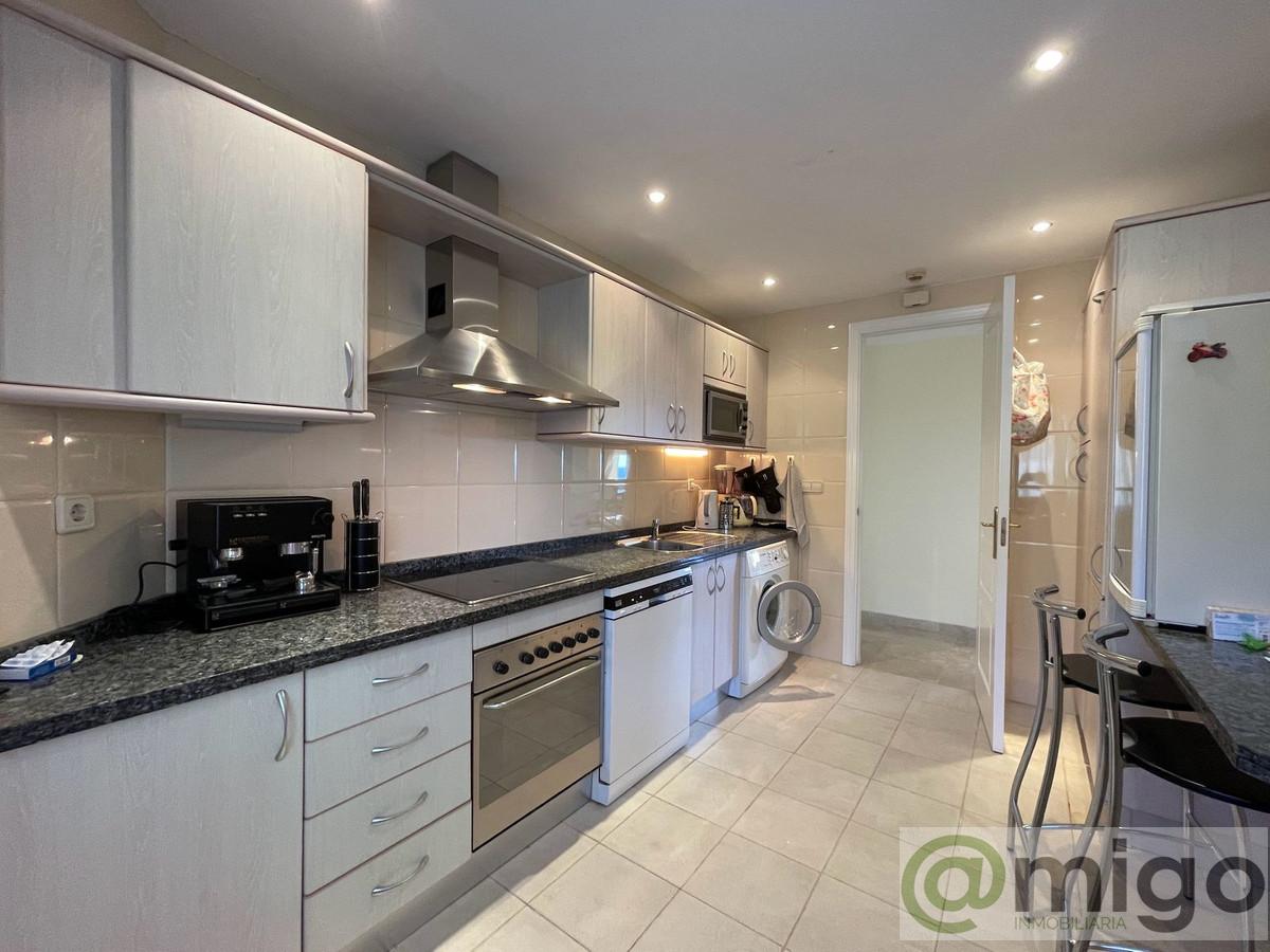 For sale of apartment in Marbella