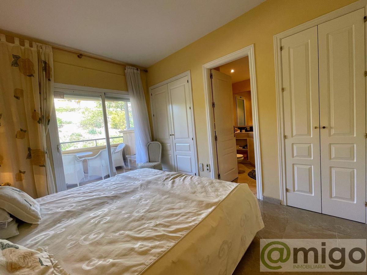 For sale of apartment in Marbella