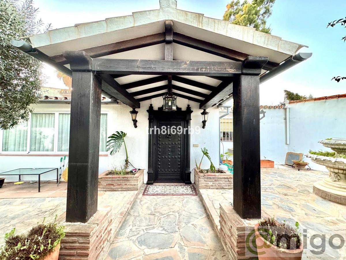 Venta de villa en Atalaya