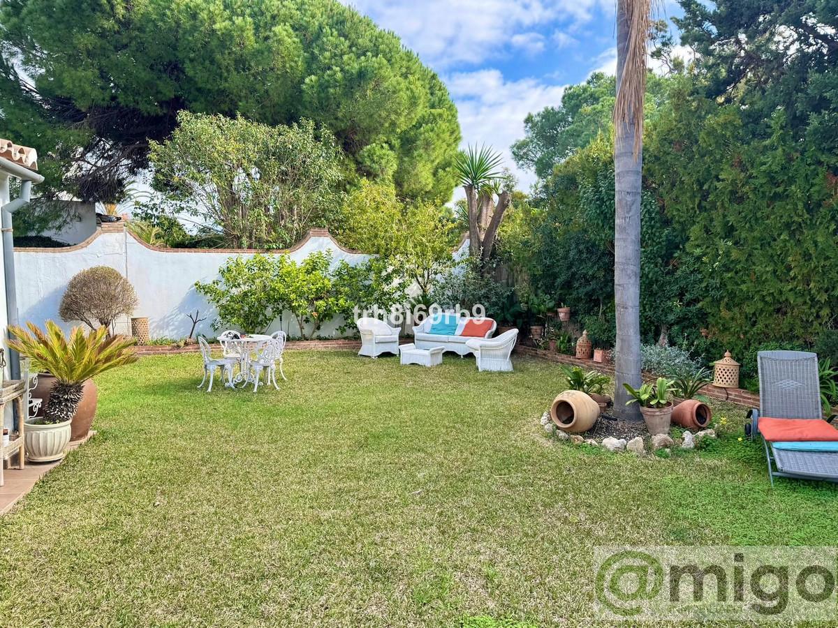 Venta de villa en Atalaya