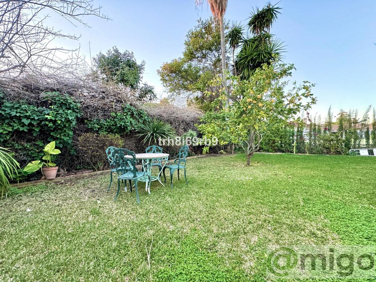 Venta de villa en Atalaya