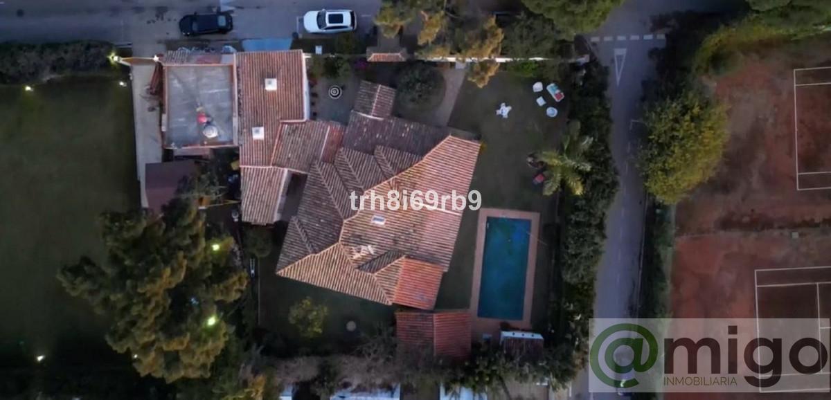 Venta de villa en Atalaya