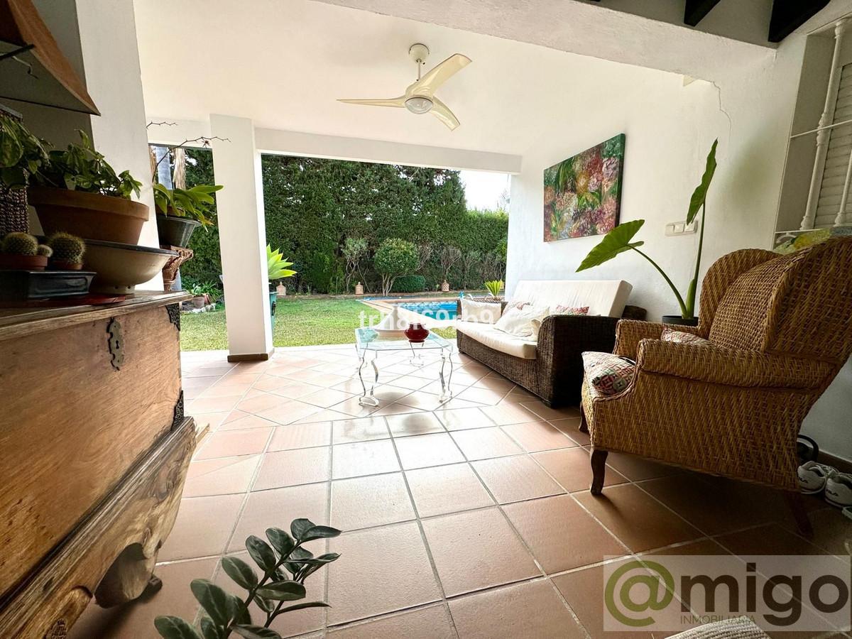 Venta de villa en Atalaya