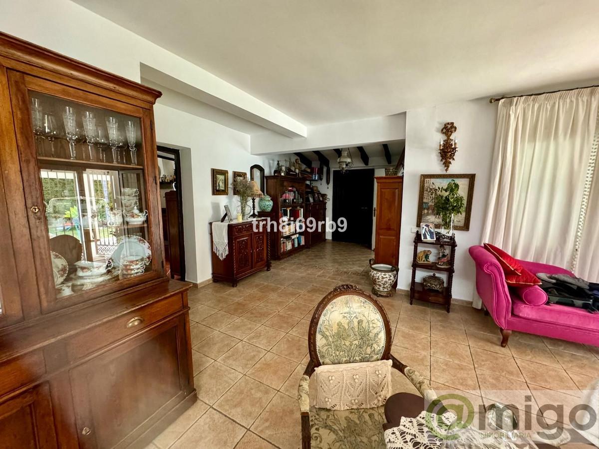 Venta de villa en Atalaya