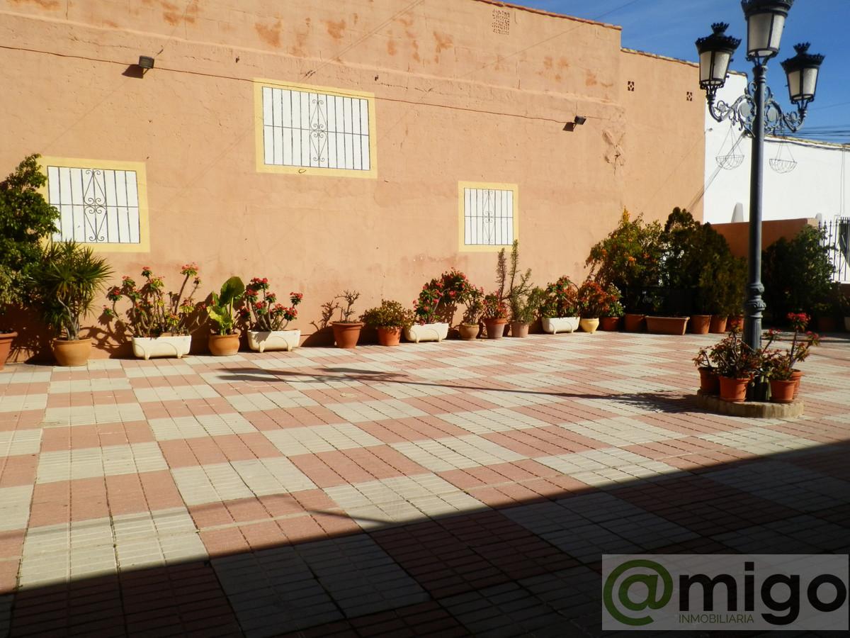 For sale of commercial in Marbella