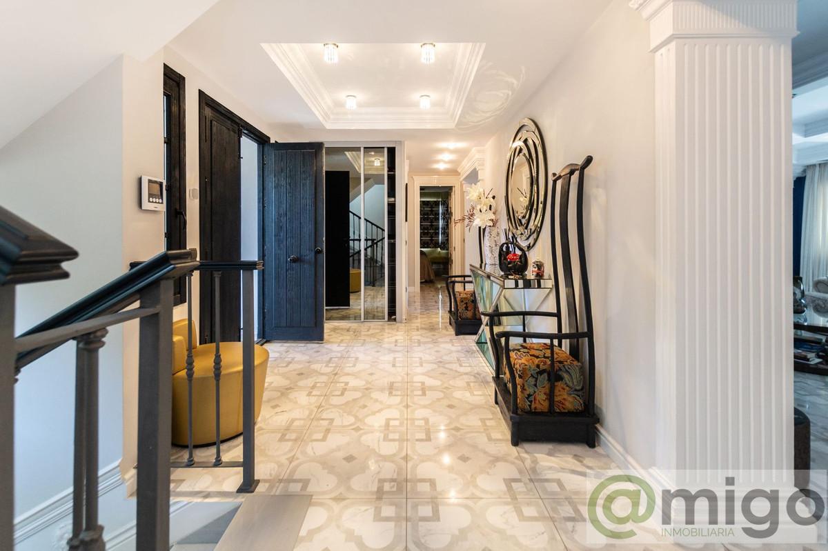 For sale of villa in Marbella