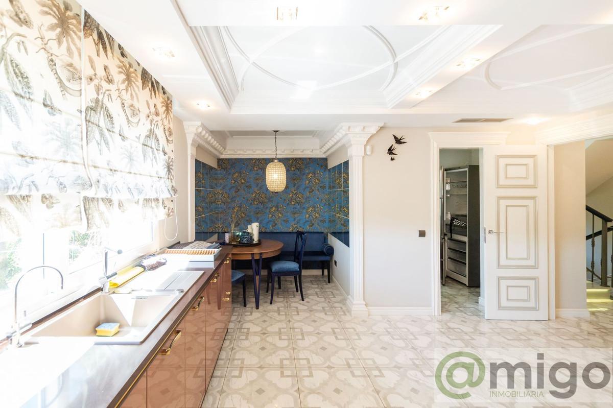 For sale of villa in Marbella