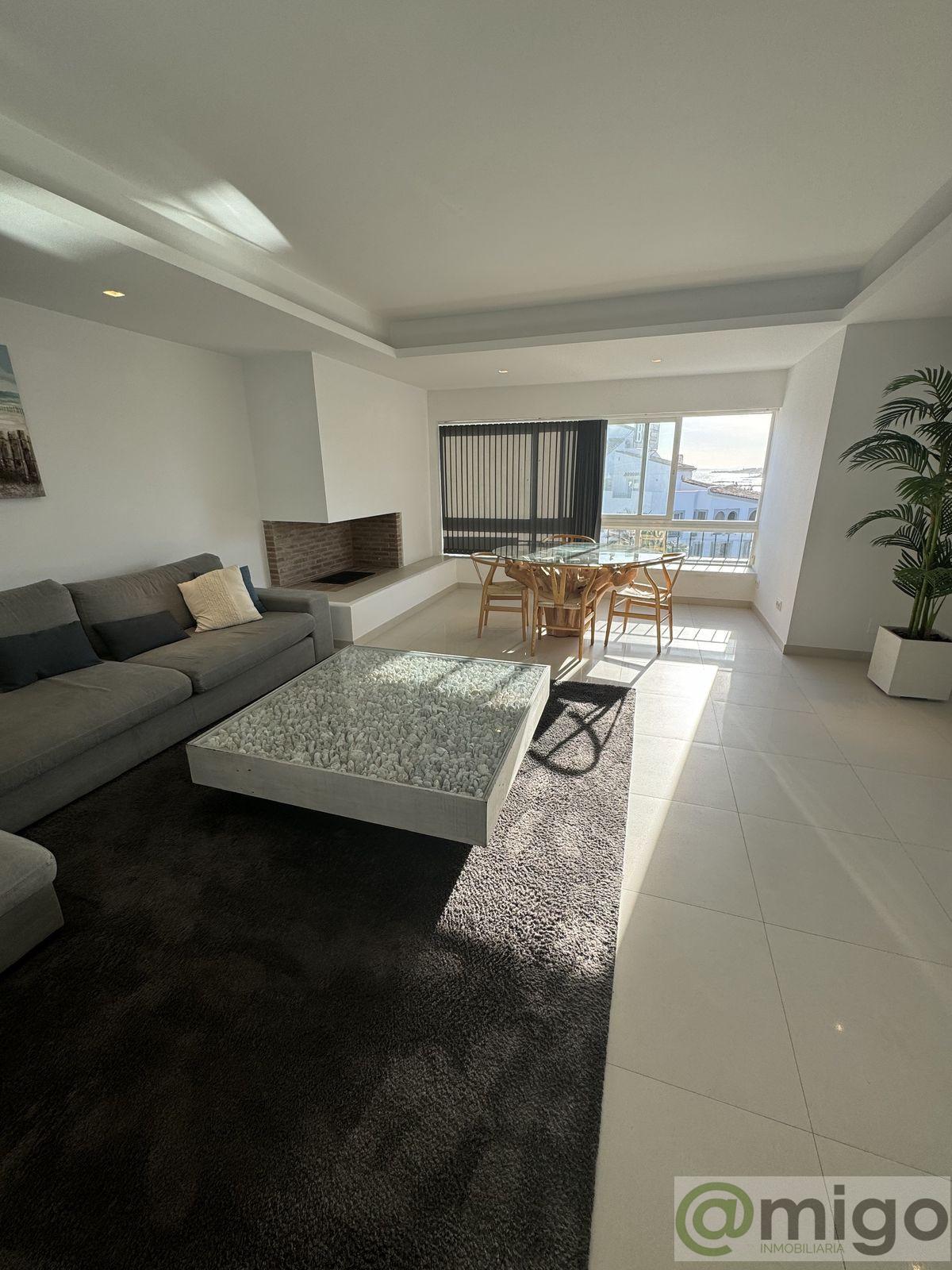 For sale of penthouse in Marbella