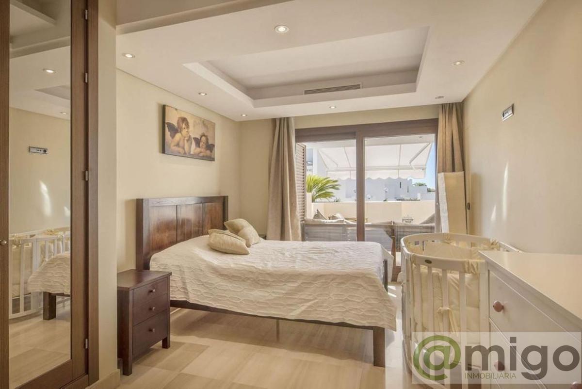 For sale of penthouse in Marbella