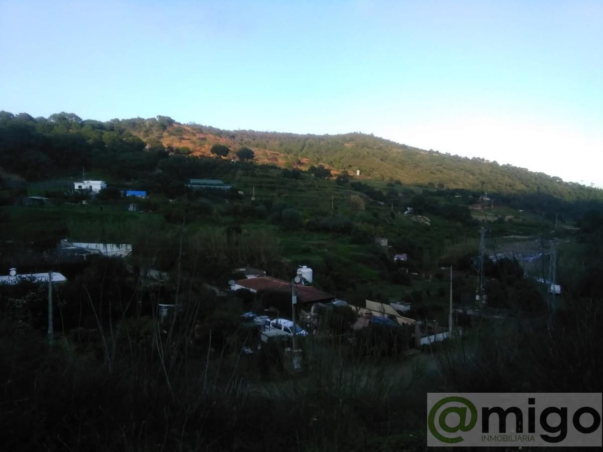 For sale of villa in El Padron