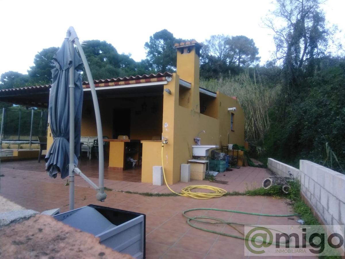 For sale of villa in El Padron