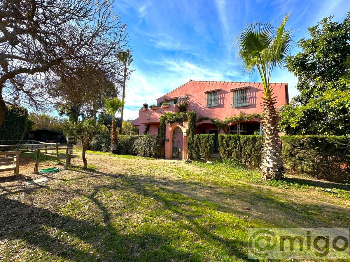 Venta de villa en Estepona