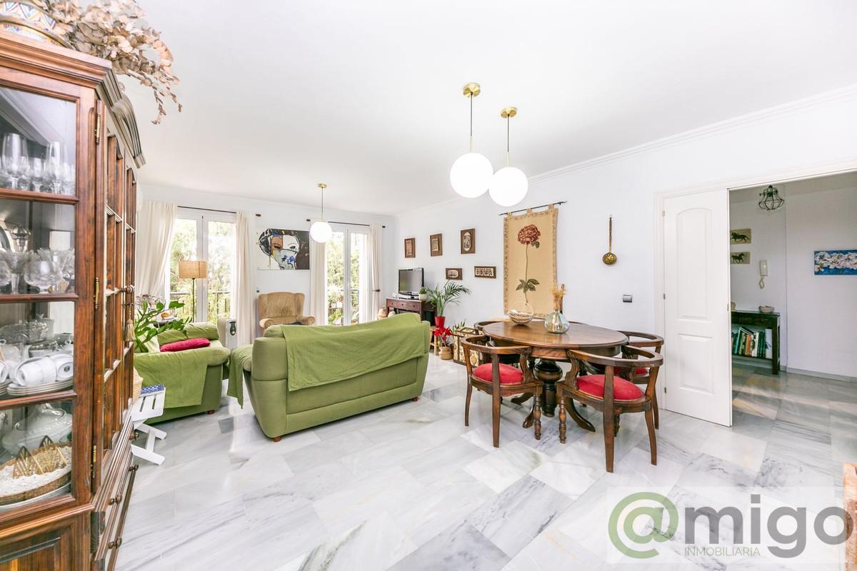 For sale of apartment in Málaga