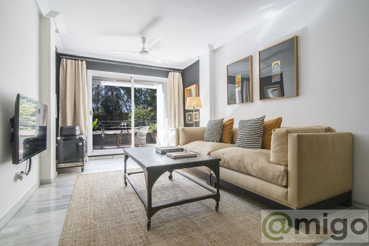 For sale of apartment in Marbella