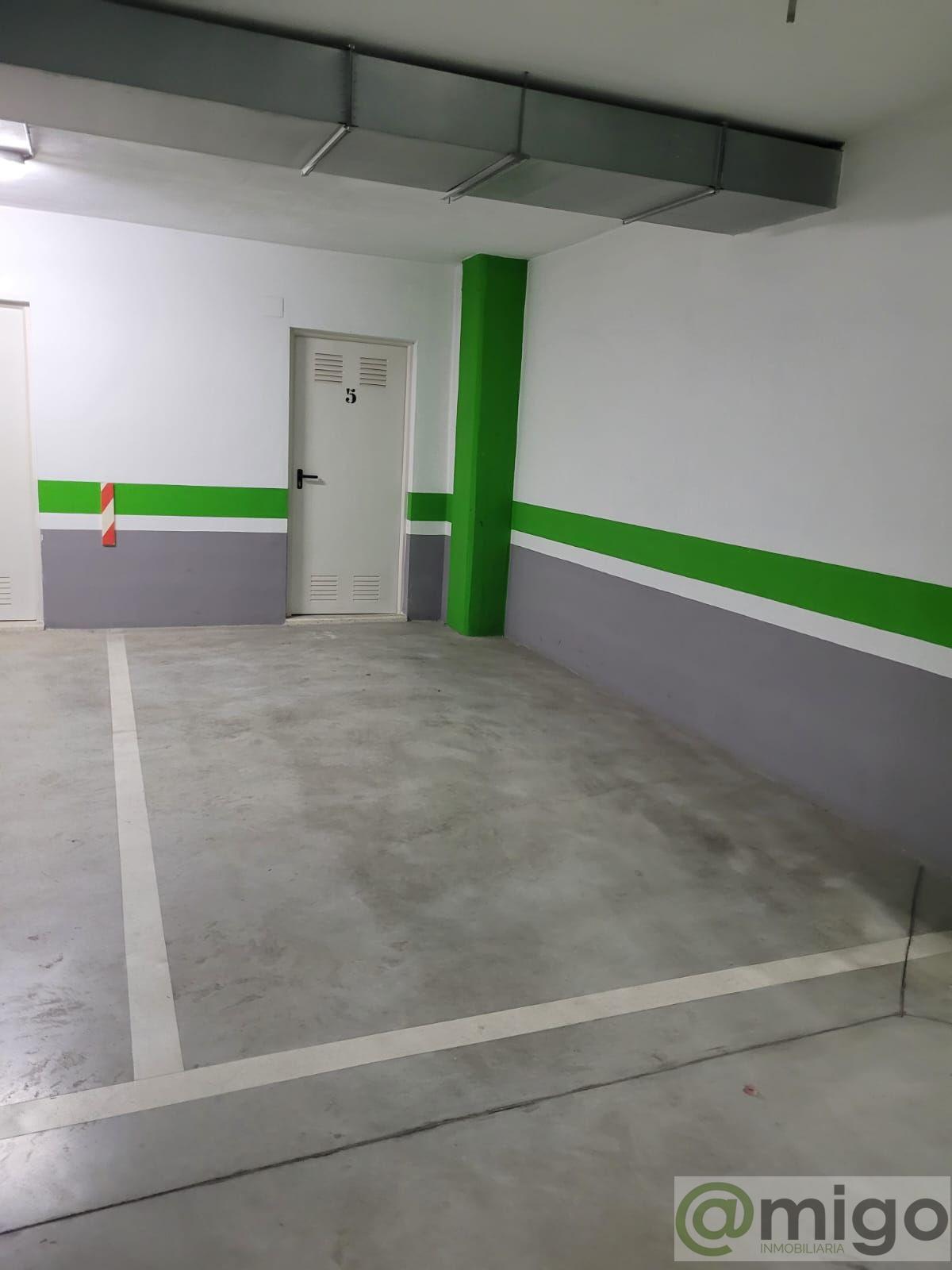 Venta de local en La Cala de Mijas